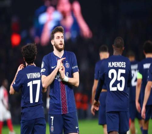 费耶诺德欧,战开场仅,秒丢球,8波体育首页,即时比分,比分直播,足球比分直播,8波官网