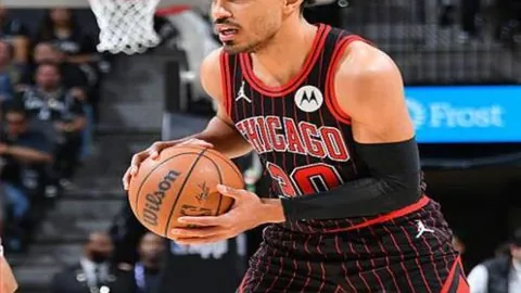 上海海港官方宣布迎来六位新球员加盟